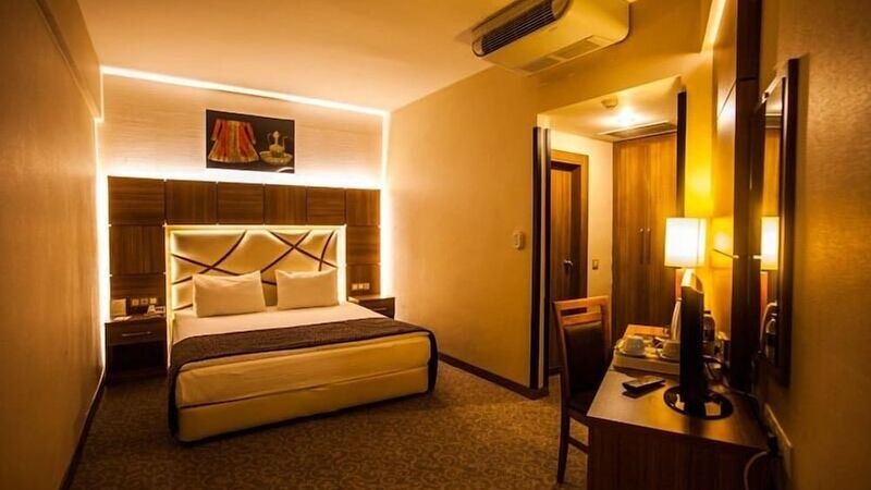 Rumi Hotel